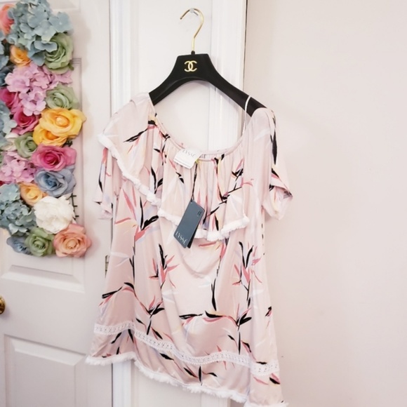 New LYSSE One shoulder Ruffle top Blouse Medium - Picture 5 of 5